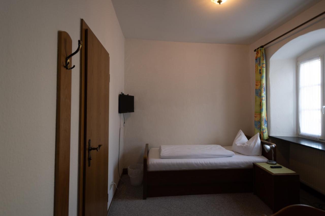 Bistro-Pension Vis-A-Vis Vohburg an der Donau Exteriör bild